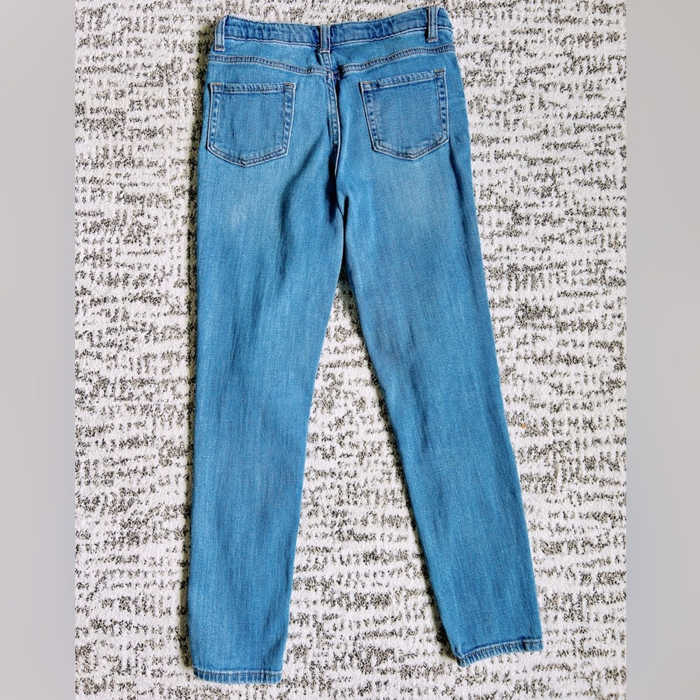 Cat & Jack Girl’s Light Wash Distressed Skinny Jeans with Flip Sequins Girl’s 14 - Picture 4 of 9
